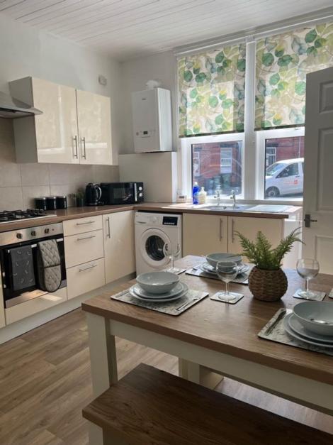 Moorfield Street Guesthouse Leeds  Eksteriør bilde